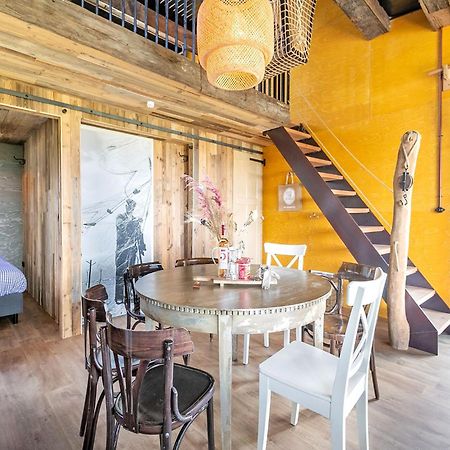 Quaint Bungalow In Callantsoog With Garden Exteriör bild