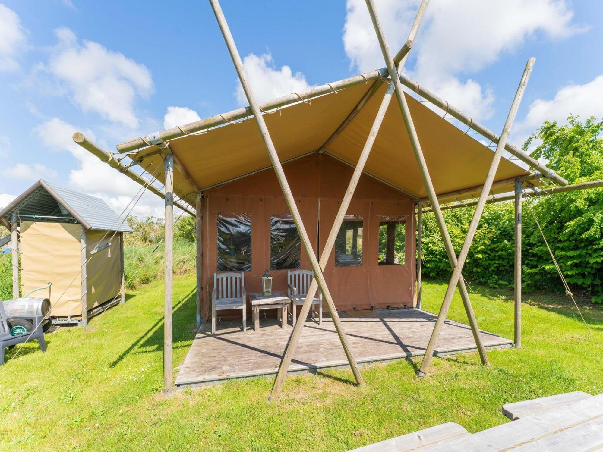 Quaint Bungalow In Callantsoog With Garden Exteriör bild