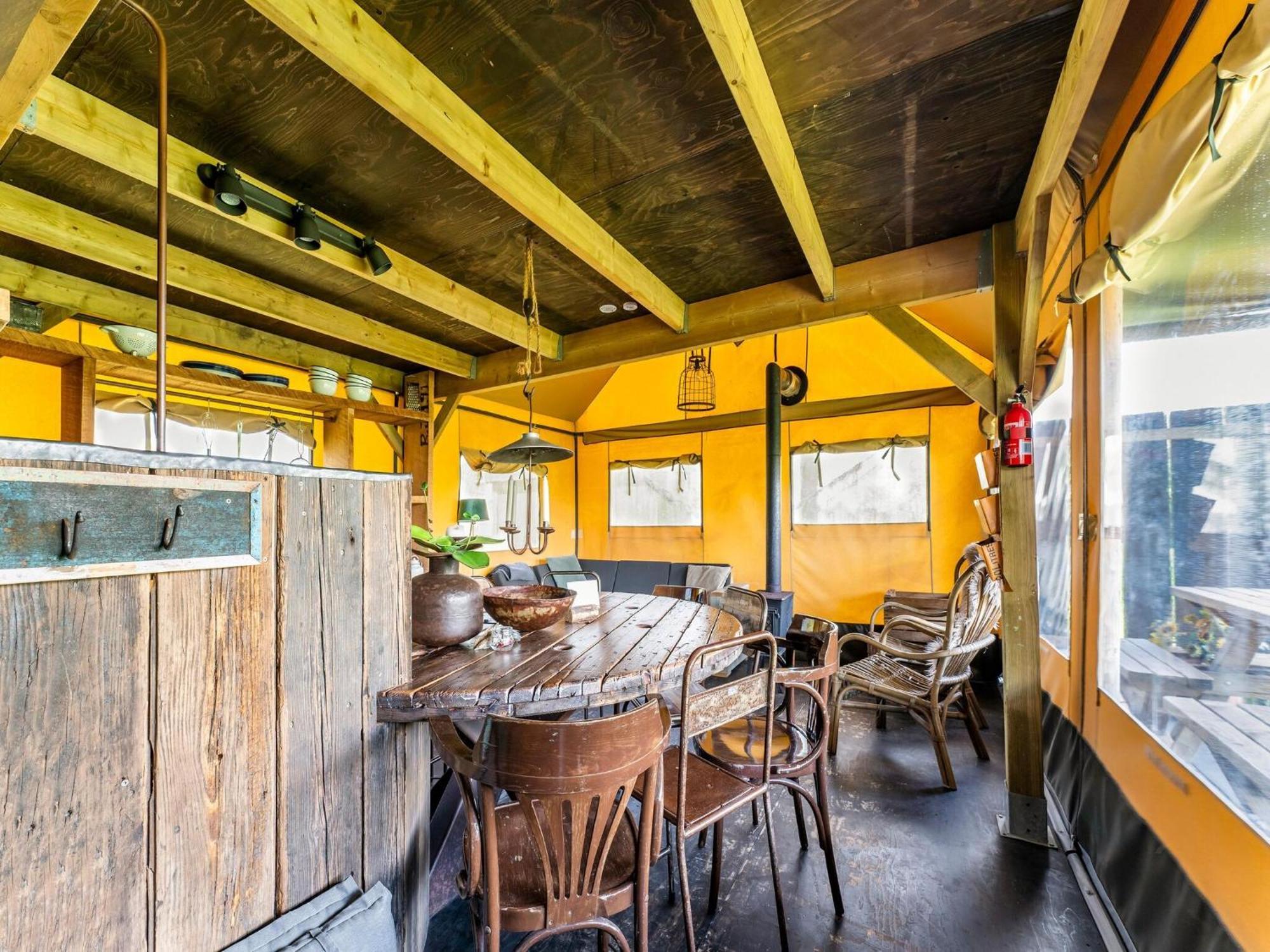 Quaint Bungalow In Callantsoog With Garden Exteriör bild