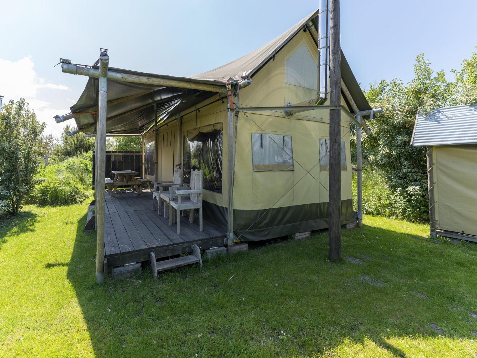 Quaint Bungalow In Callantsoog With Garden Exteriör bild