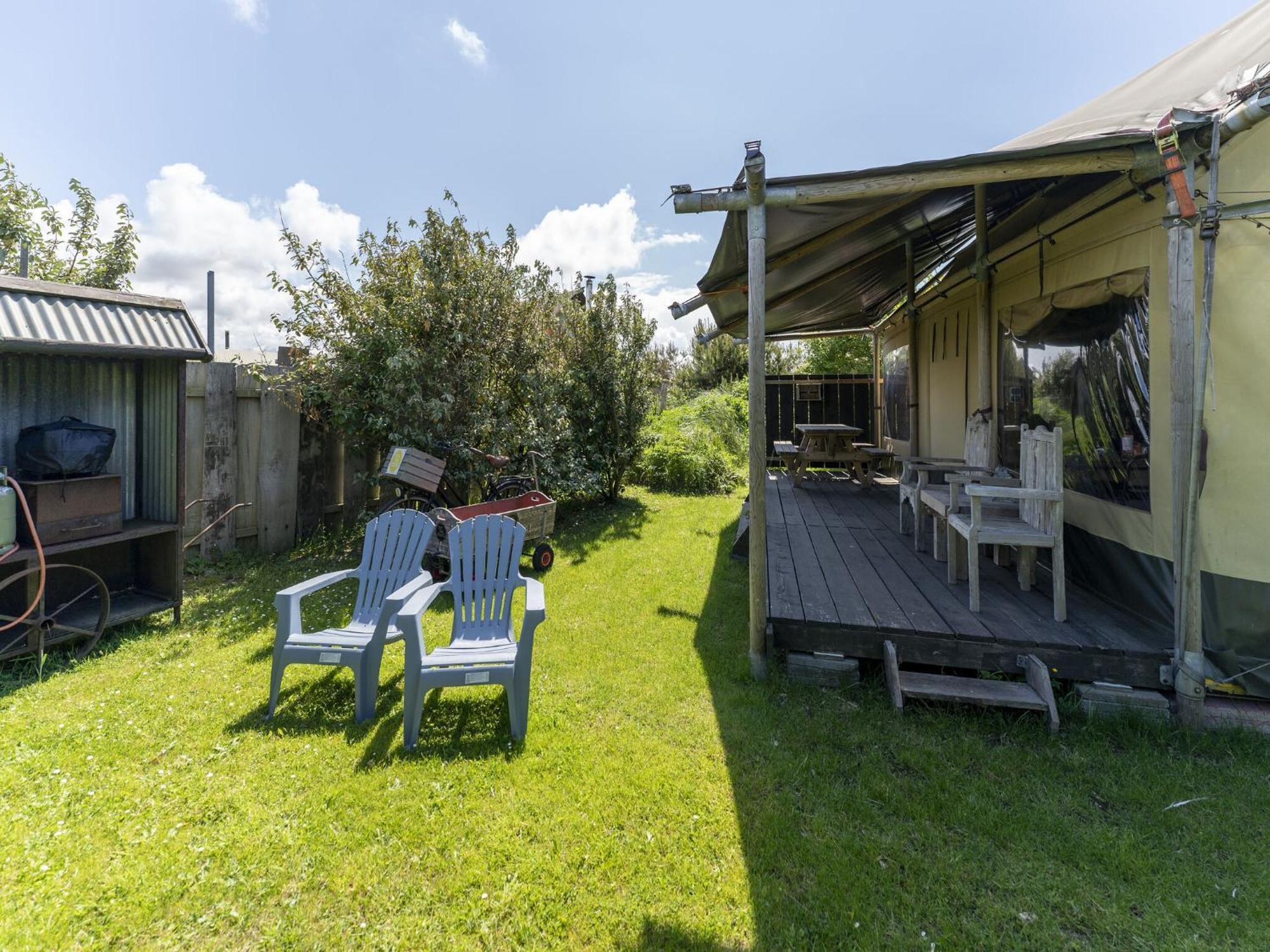 Quaint Bungalow In Callantsoog With Garden Exteriör bild
